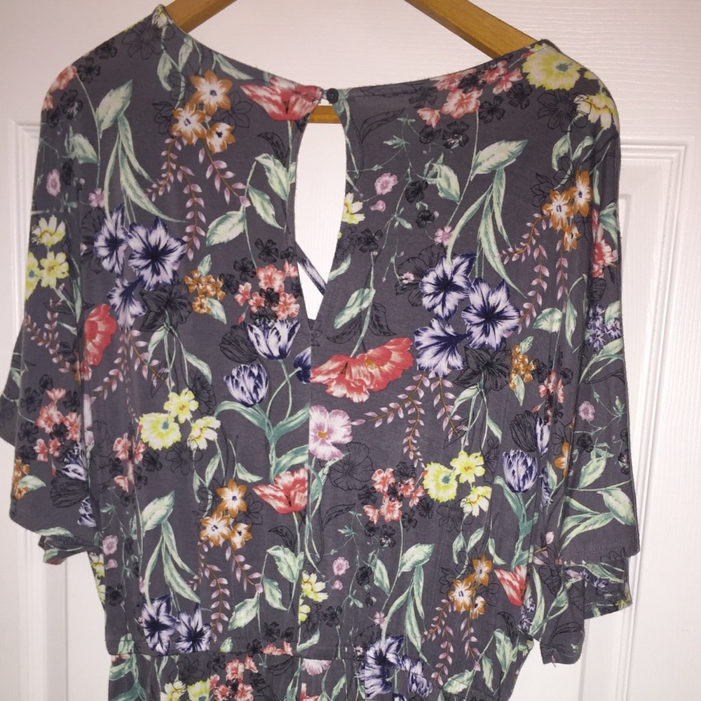 Jumper with pockets! - Picture 7 of 7